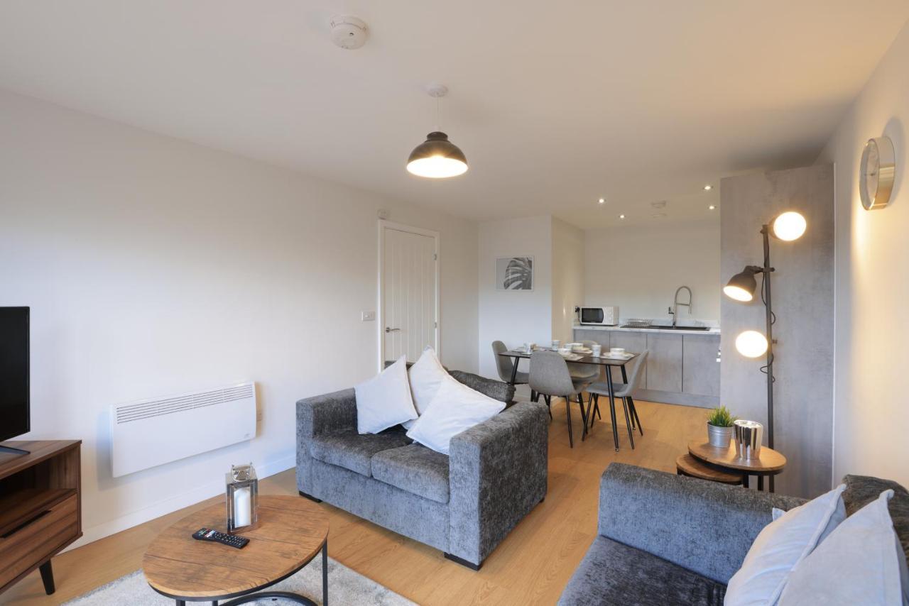 Southbank Leeds Apartment. New! With Free Parking Zewnętrze zdjęcie